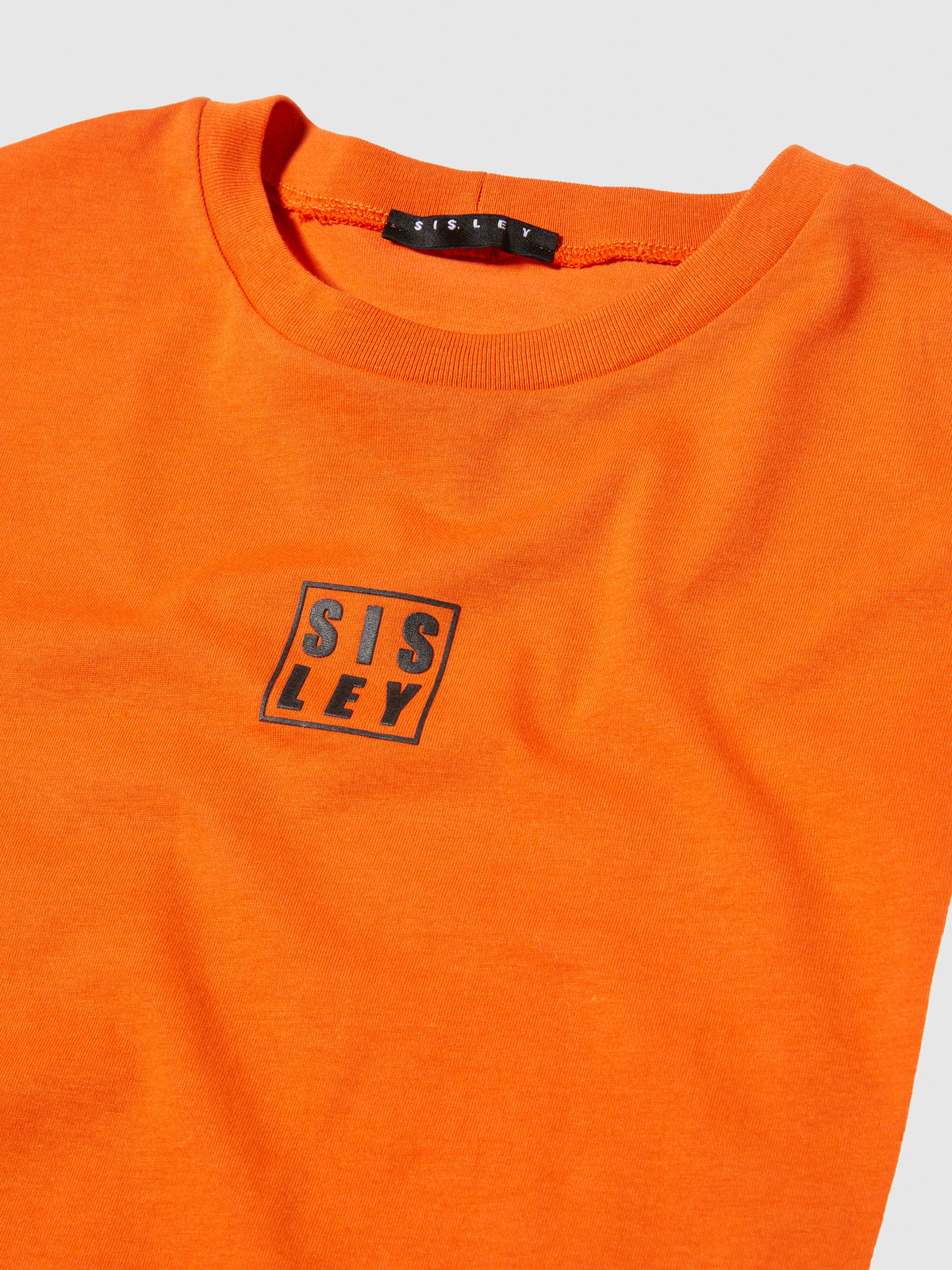 T-shirt con contrasto