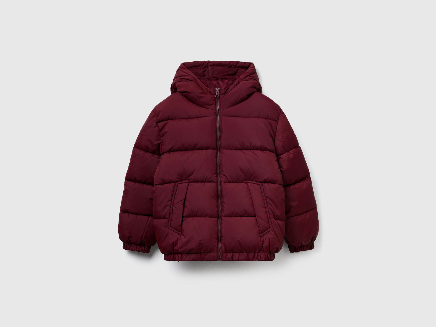 Giubbotto imbottito con cappuccio da bambino bordeaux | Benetton Outlet