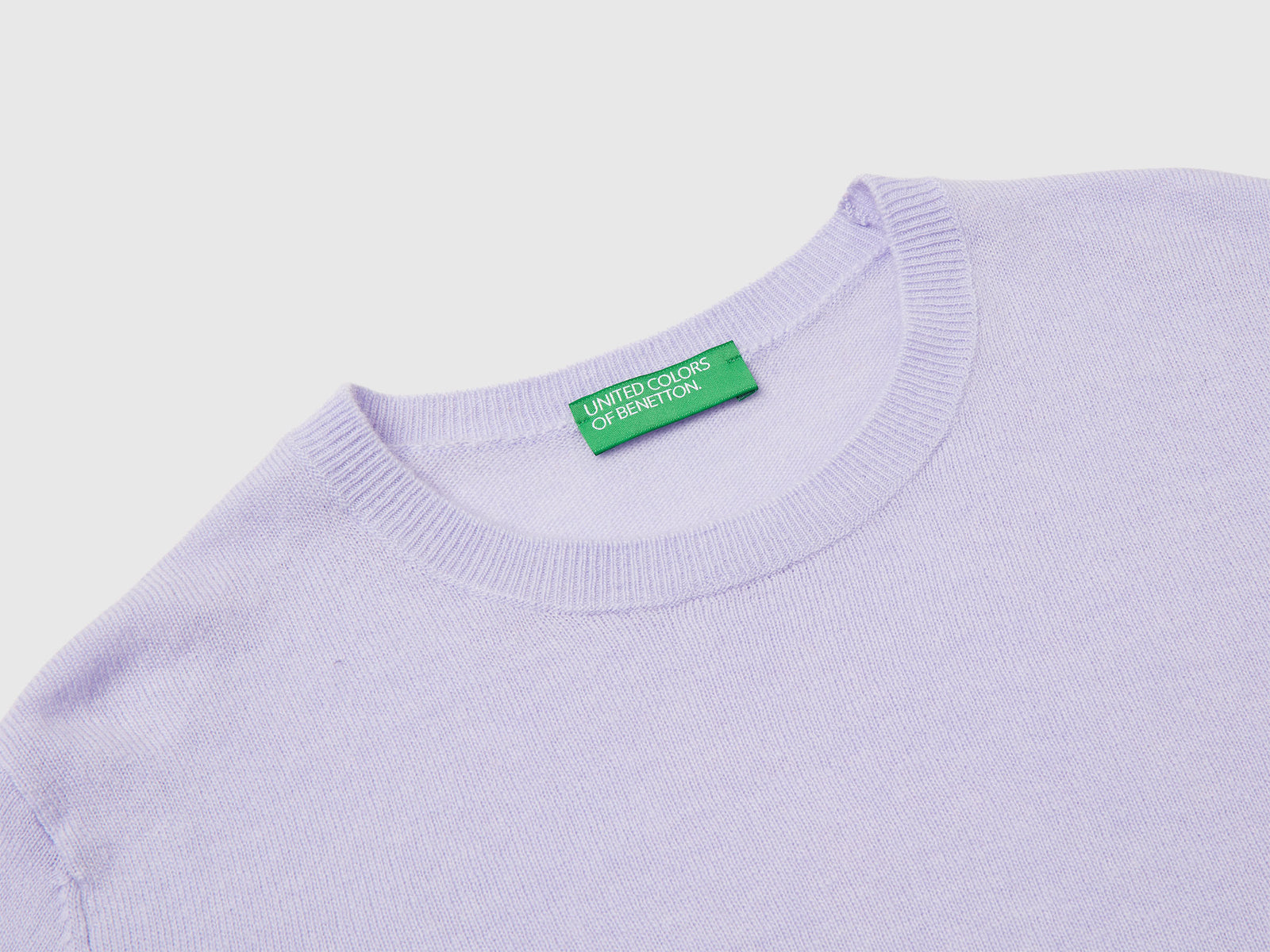 Maglia girocollo in lana Merino da donna lilla 3 | Benetton Outlet