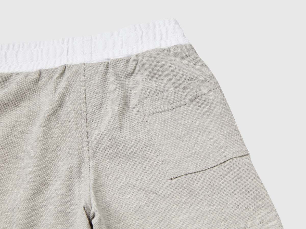 Pantaloni corti con coulisse
