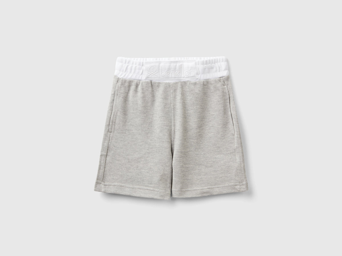 Pantaloni corti con coulisse