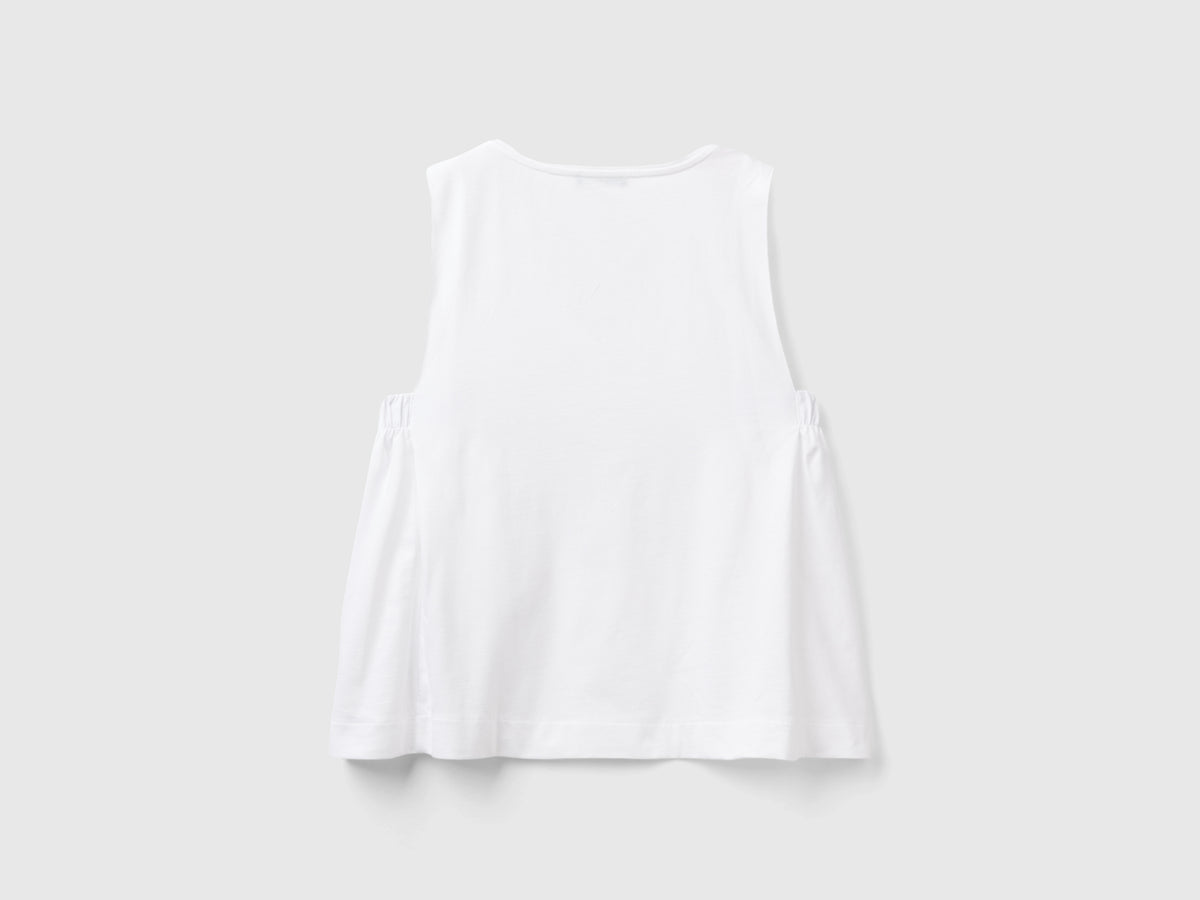 Top con scollo a V