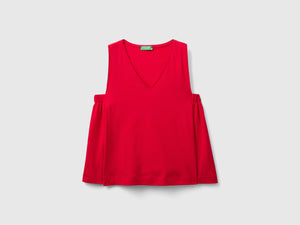 Top con scollo a V