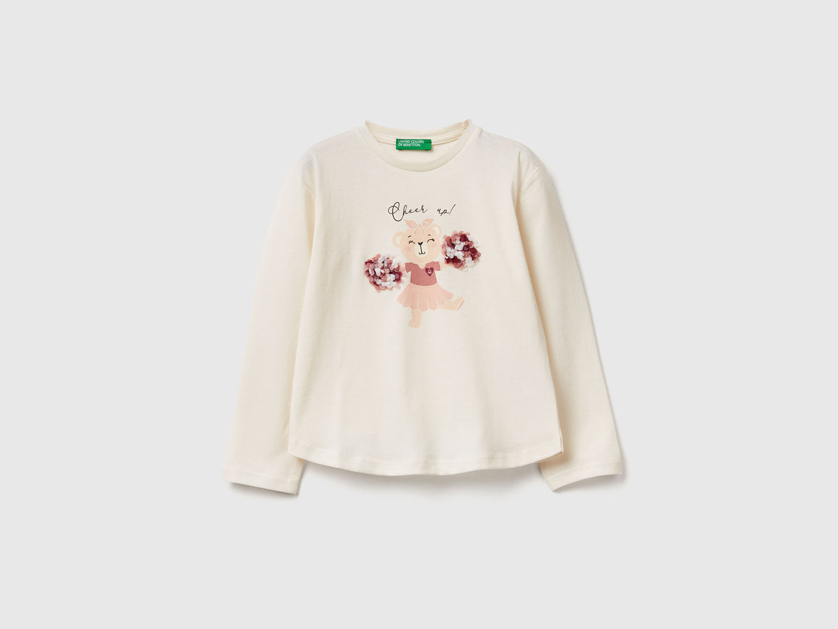 T-shirt con applicazione effetto petali