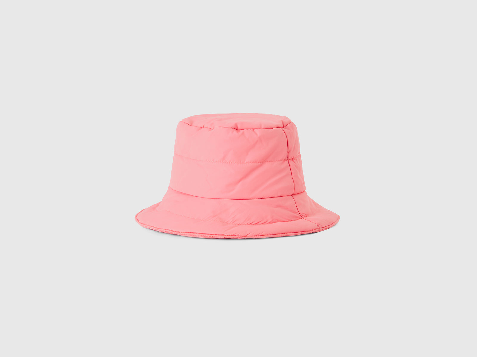 Cappello imbottito trapuntato da donna rosa 2 | Benetton Outlet