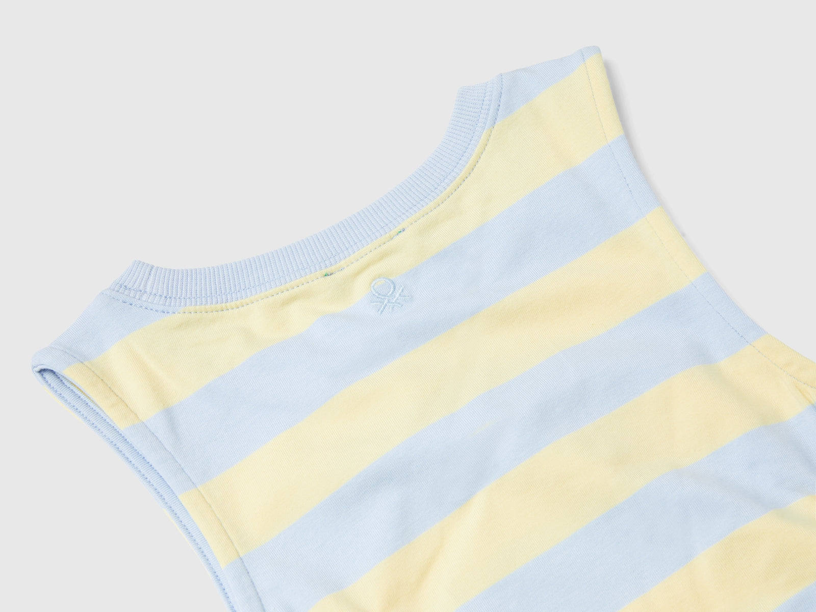 Top a righe con oblò da bambina multi-color 2 | Benetton Outlet