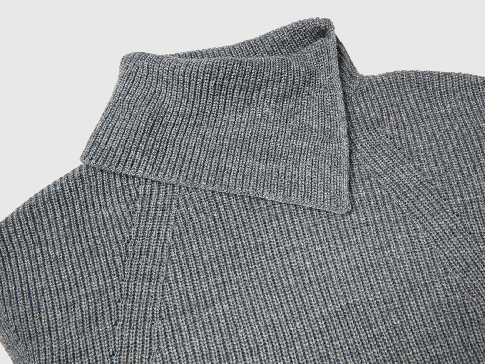 Gilet lungo con collo alto da donna grigio scuro 3 | Benetton Outlet