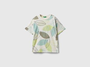 T-shirt with leaf print