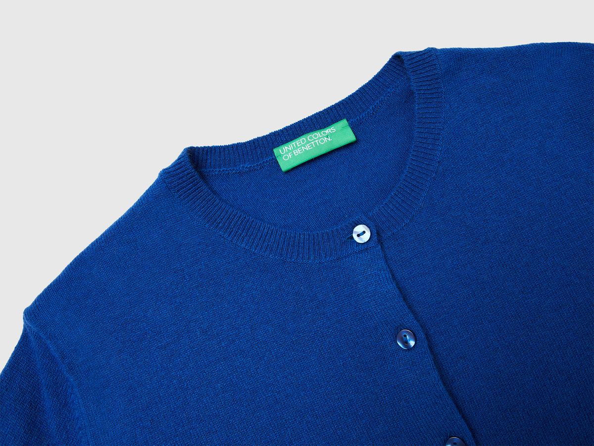 Cardigan girocollo in pura lana Merino