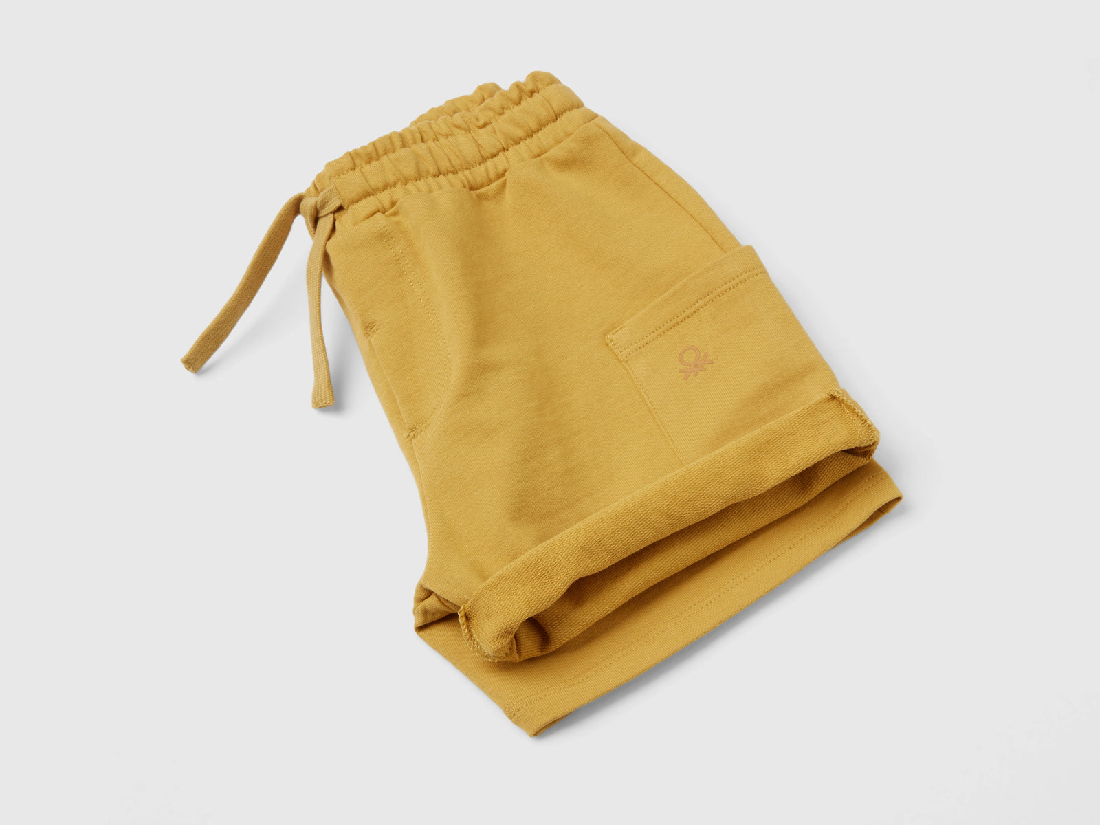 Shorts cargo in cotone da bimbo senape 2 | Benetton Outlet