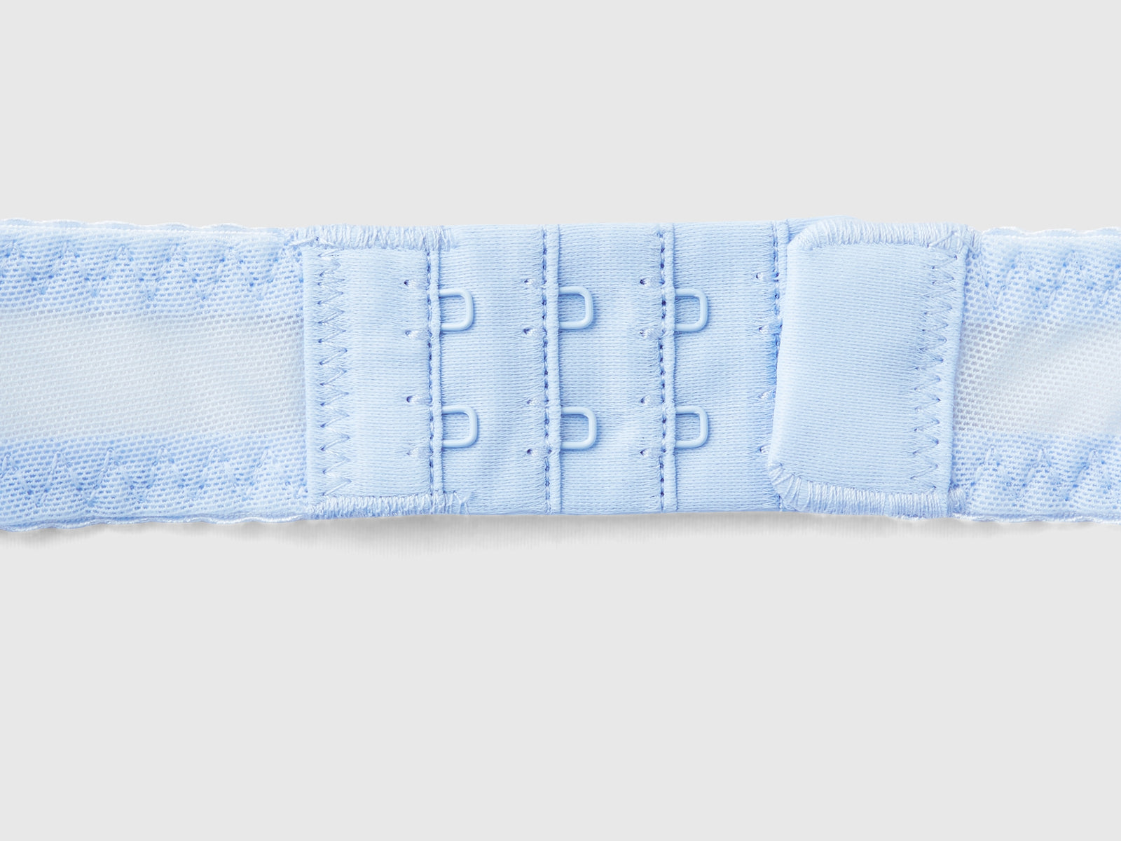 Reggiseno a triangolo con coppe in pizzo da donna lilla 3 | Benetton Outlet