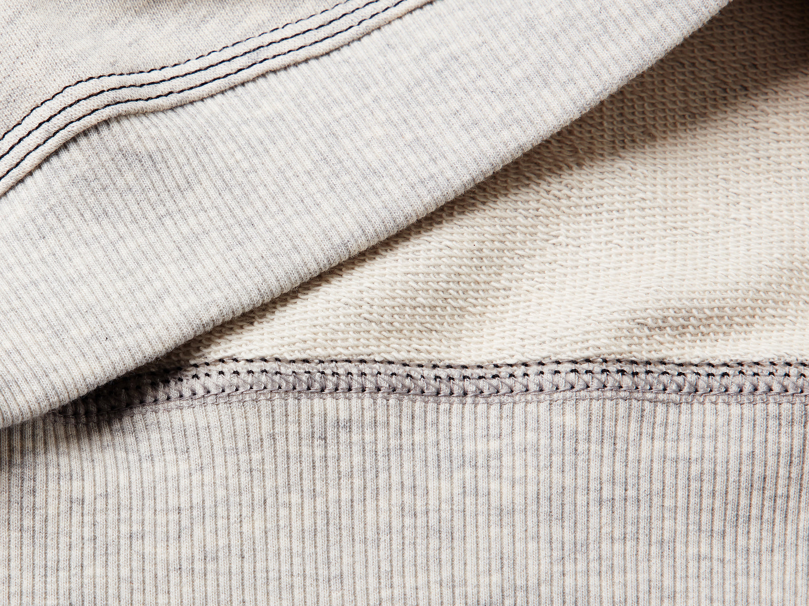 Felpa over fit con stampe da bambino grigio chiaro 3 | Benetton Outlet