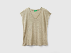 Pure linen V-neck T-shirt