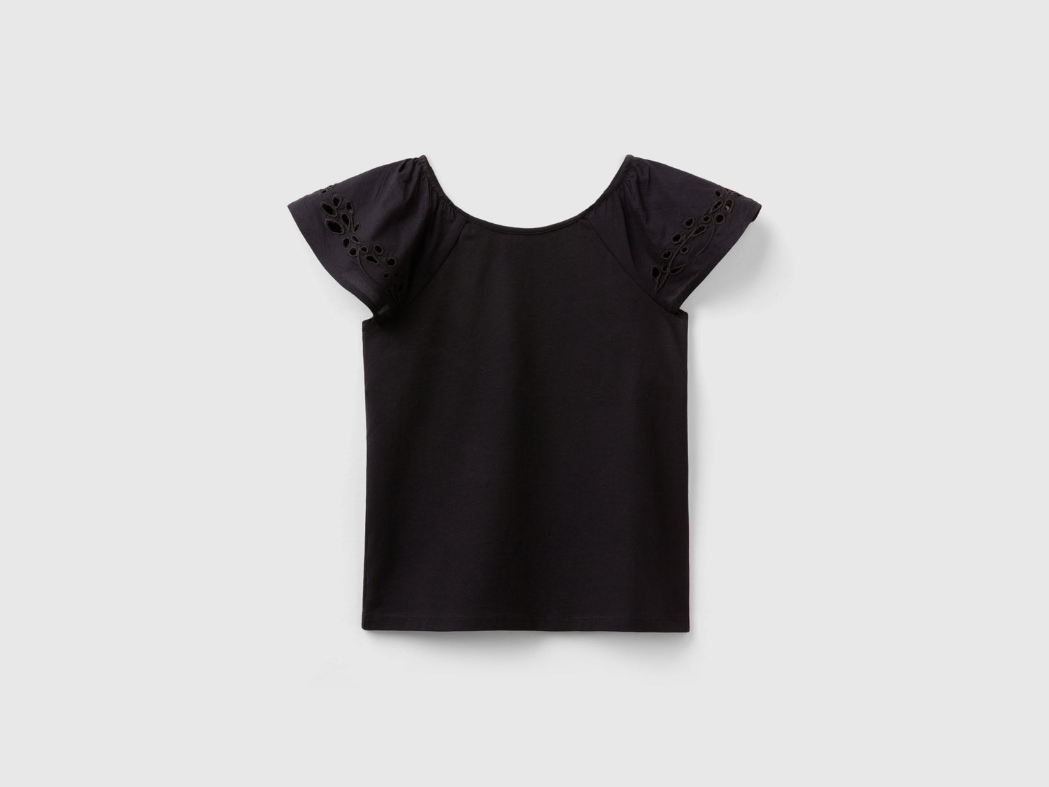 Top con manica ricamata da bambina nero | Benetton Outlet