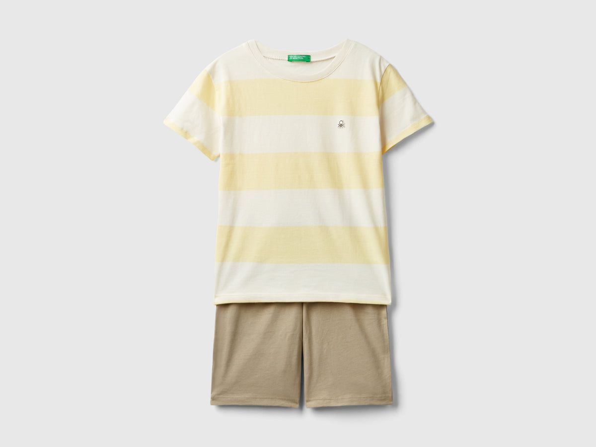 Pigiama con maglia a righe