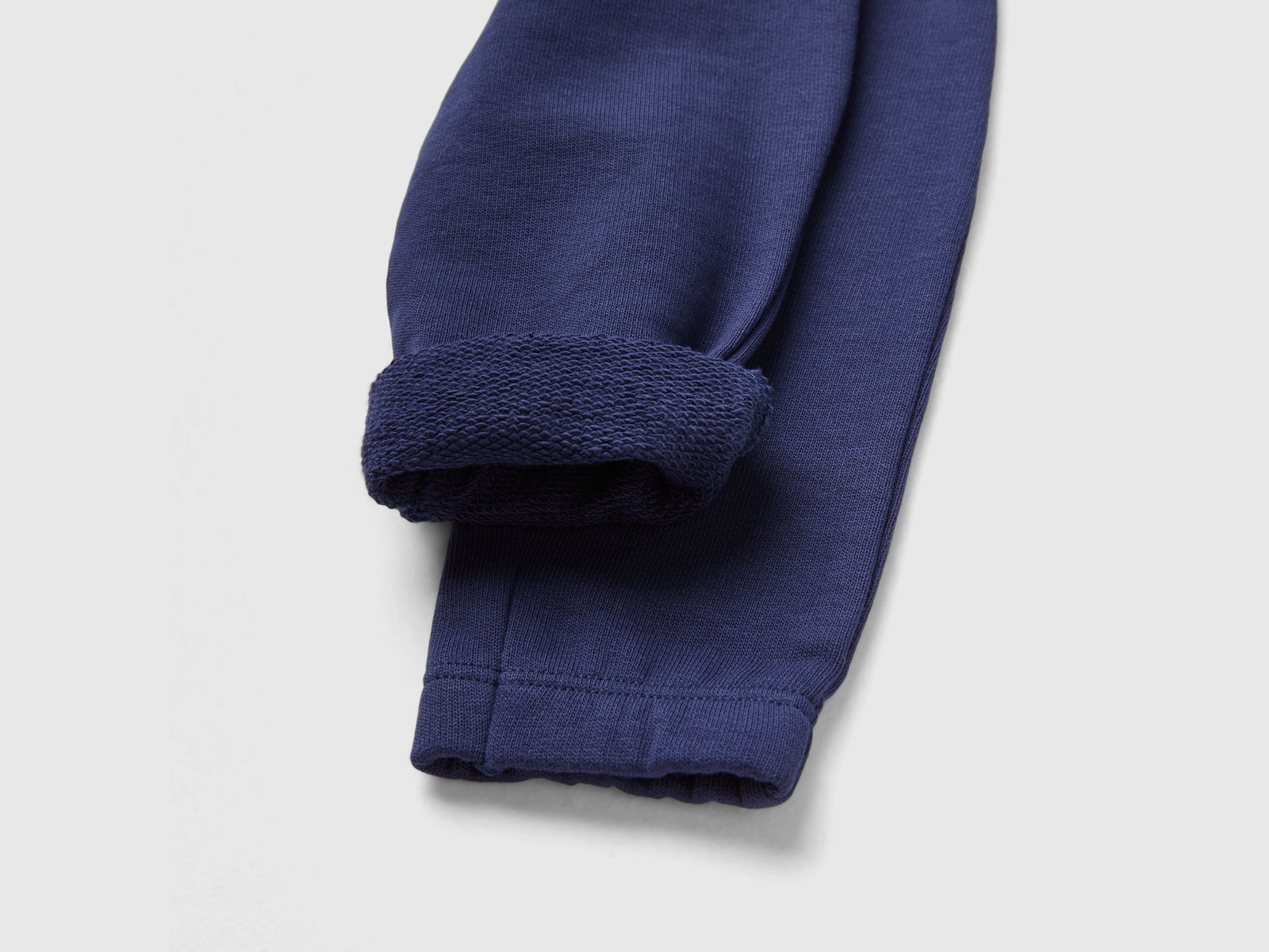 Completino in felpa di cotone bio da neonato blu scuro 2 | Benetton Outlet