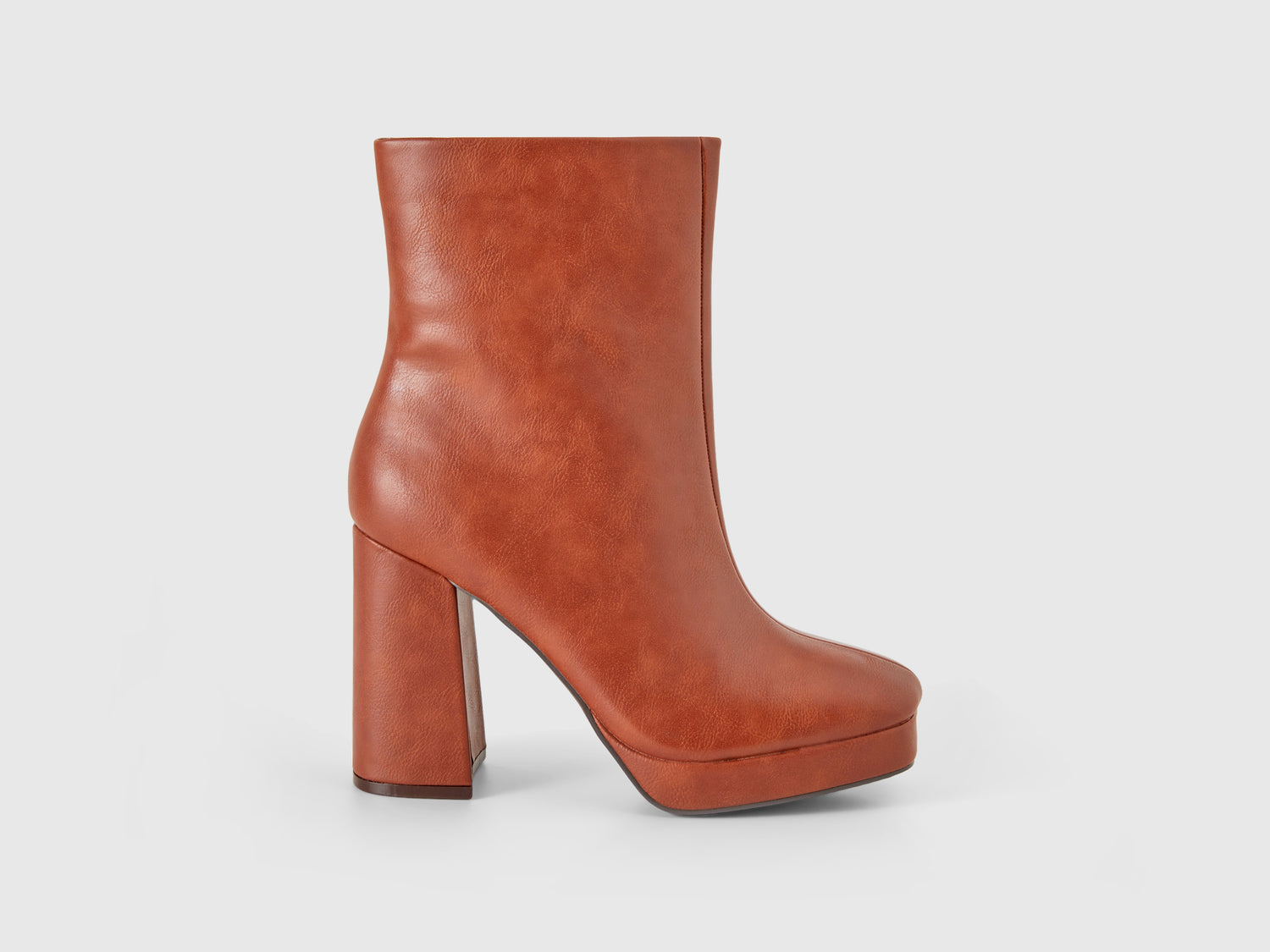 Tronchetti con tacco e plateau da donna marrone | Benetton Outlet