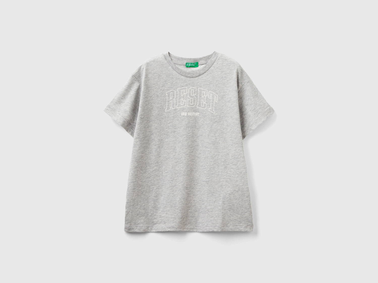 T-shirt in cotone bio con stampa da bambino grigio chiaro | Benetton Outlet