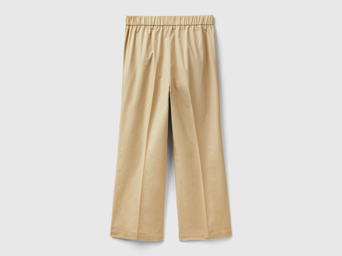 Pantaloni con elastico in vita