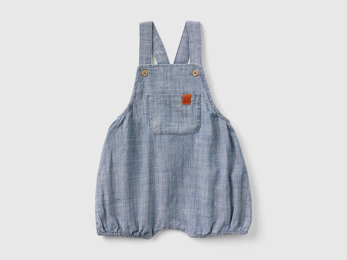 Salopette a righe in chambray