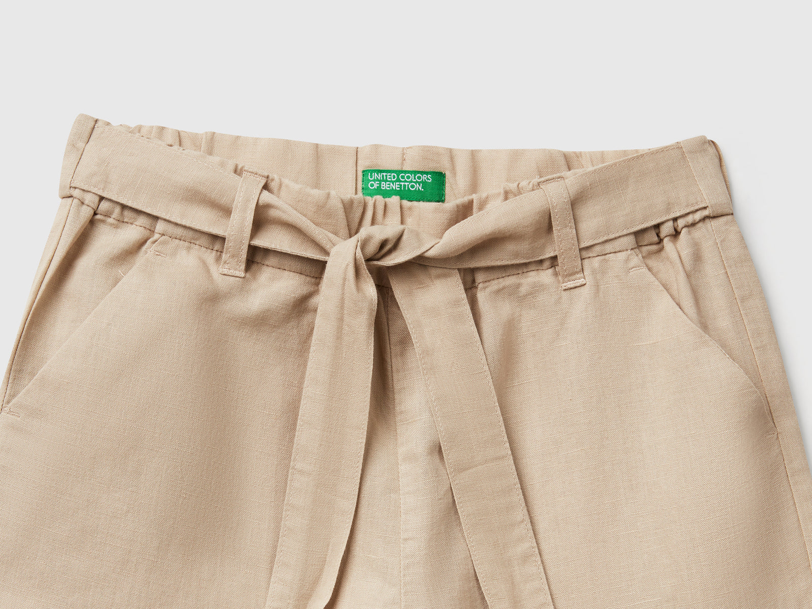 Trousers with sash da bambina beige 3 | Benetton Outlet