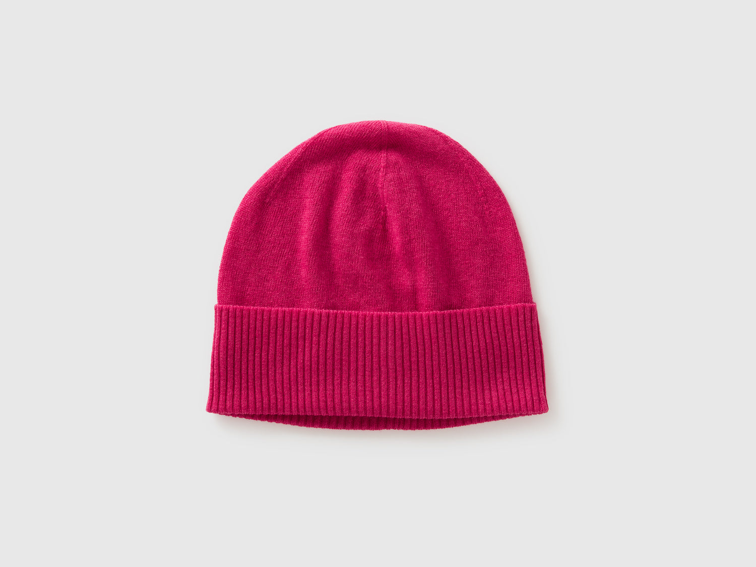 Cappello fucsia in pura lana Merino da donna ciclamino | Benetton Outlet