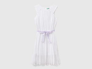 Vestito plissettato con cintura