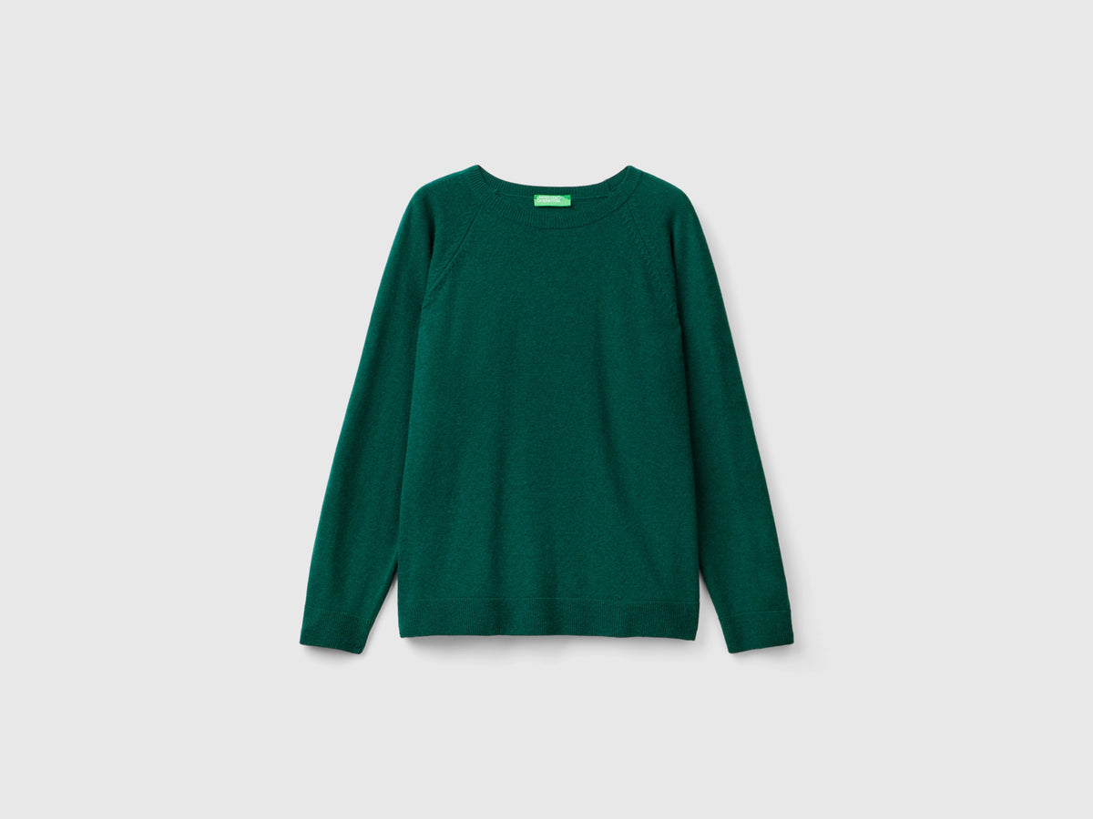 Maglia girocollo verde bosco in misto lana e cashmere