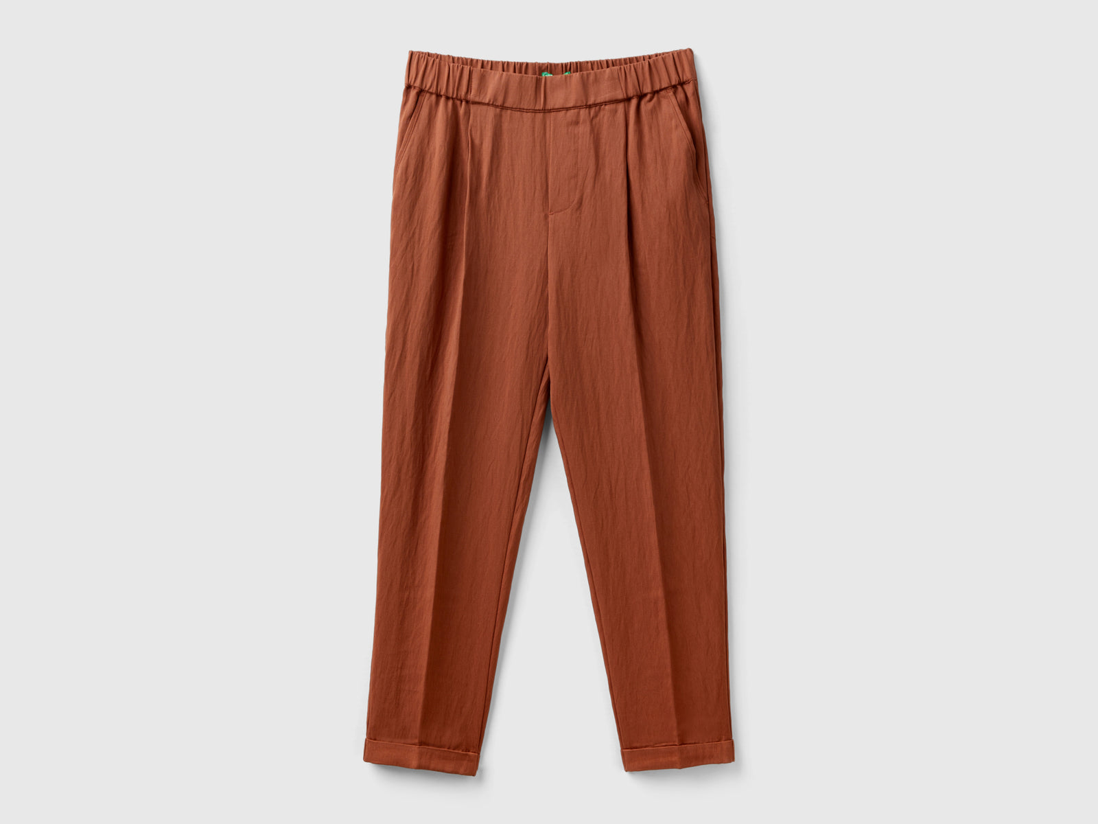 Pantaloni con risvolto in misto viscosa da donna bruciato | Benetton Outlet