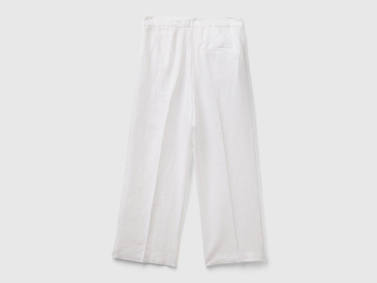Pantaloni cropped in puro lino