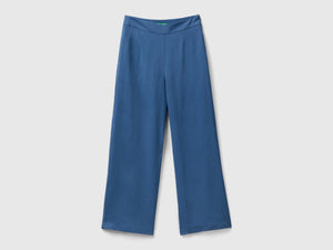 Pantaloni cropped in misto viscosa sostenibile