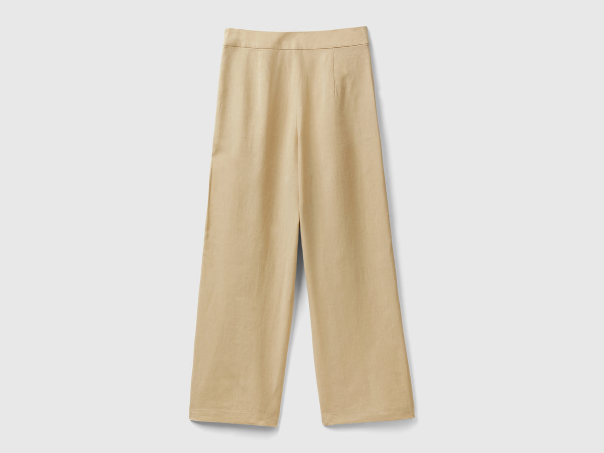 Pantaloni cropped in misto viscosa sostenibile