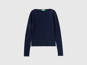T-shirt con scollo a barchetta