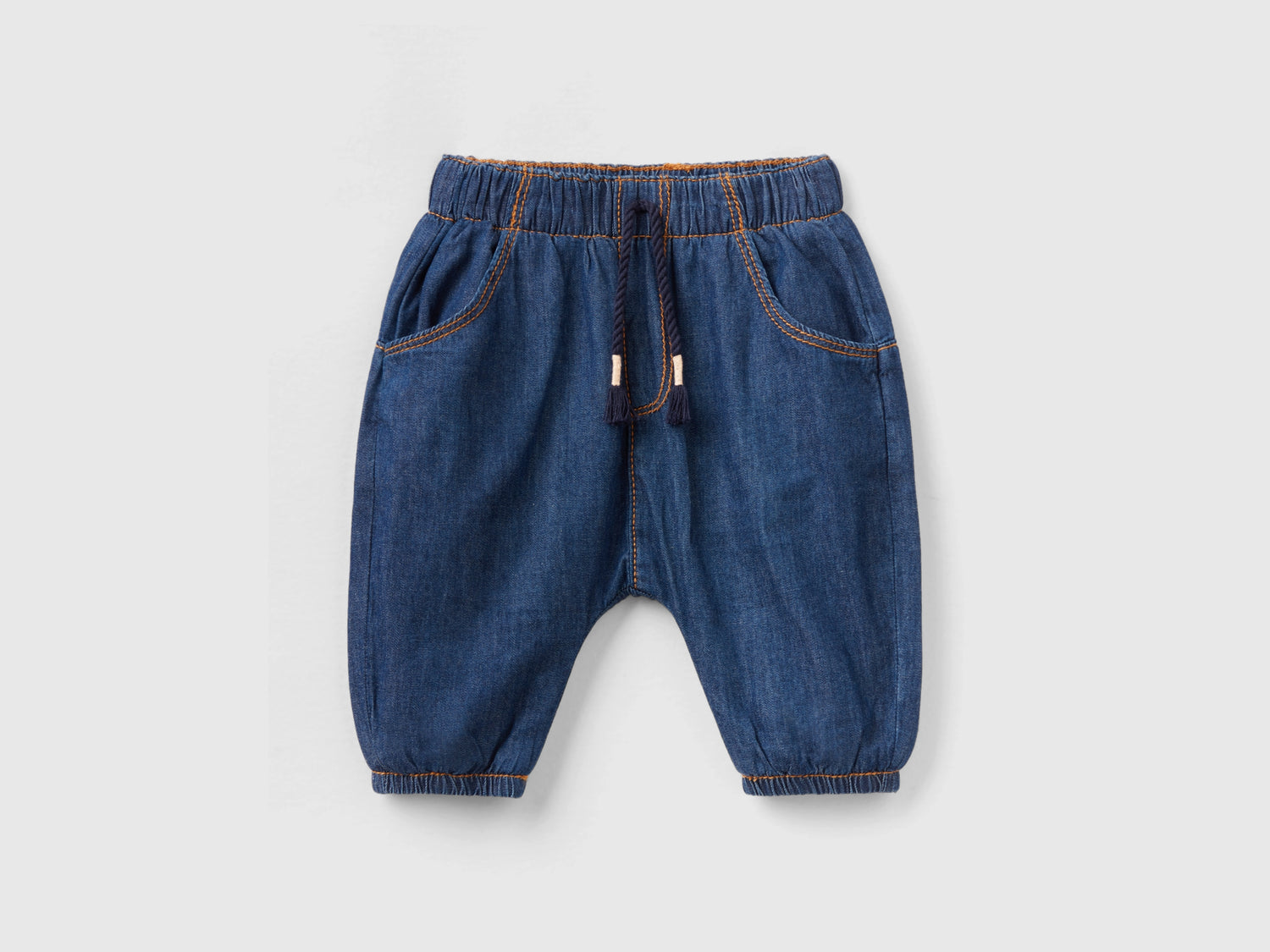 Pantaloni in chambray con orsetto da neonato blu scuro | Benetton Outlet