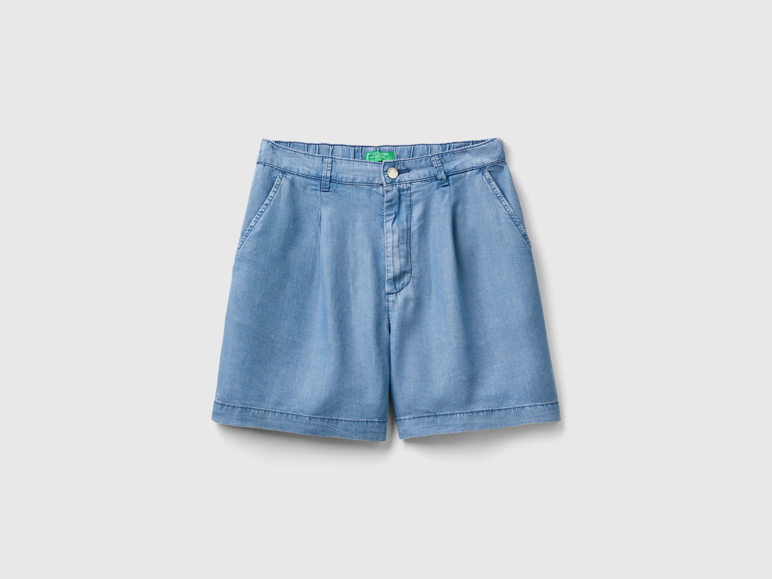 Shorts in viscosa da donna azzurro | Benetton Outlet