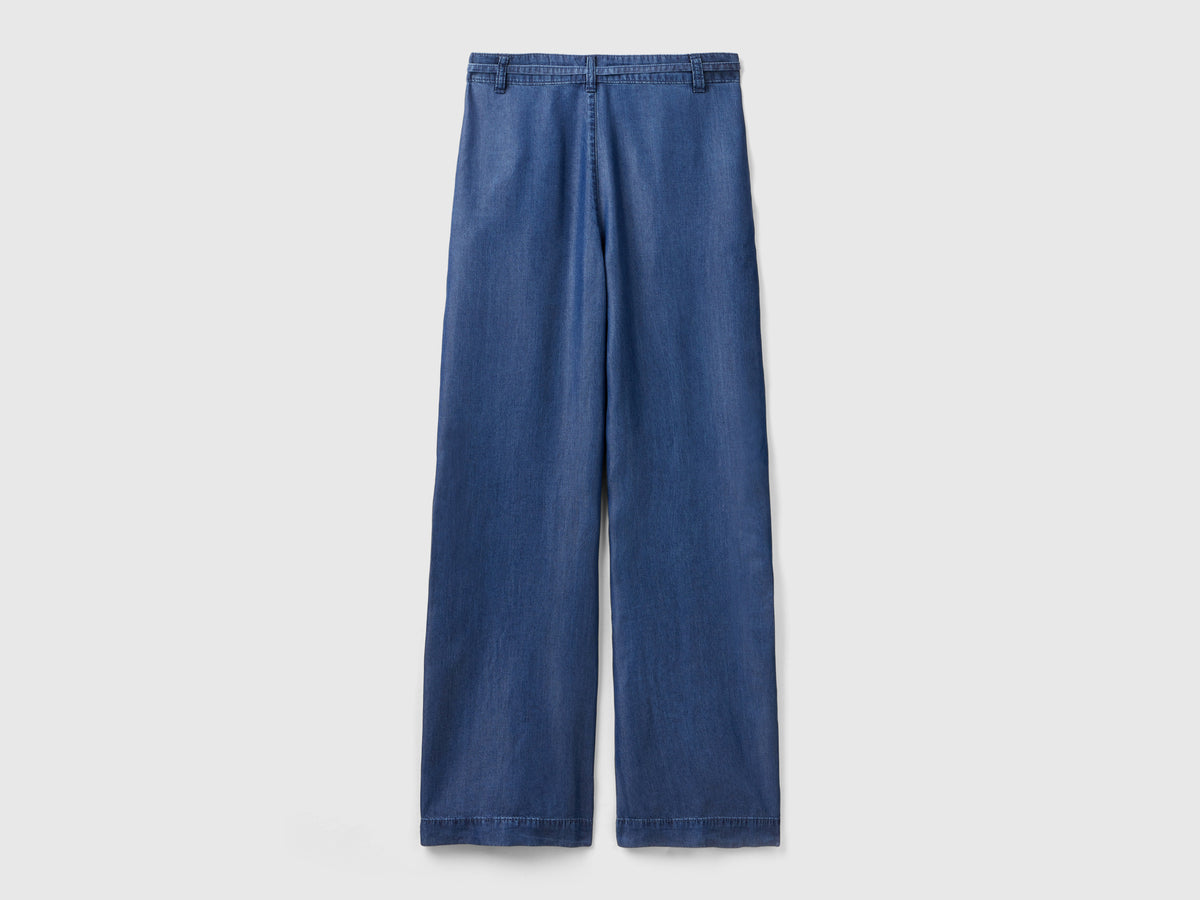 Wide viscose trousers