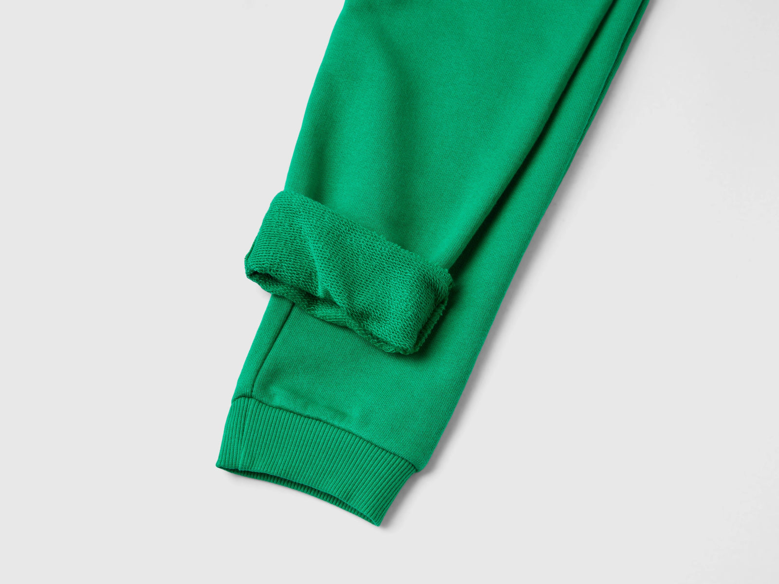 Joggers in felpa regular fit da bimbo verde 2 | Benetton Outlet