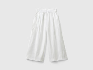 Pantaloni fluidi a palazzo