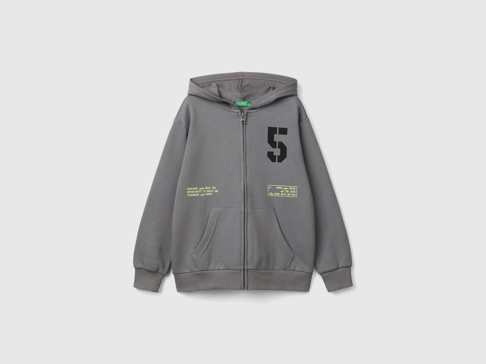 Felpa con zip e stampa da bambino grigio scuro | Benetton Outlet