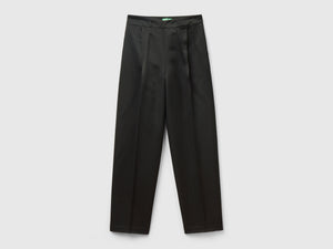 Pantaloni effetto satin