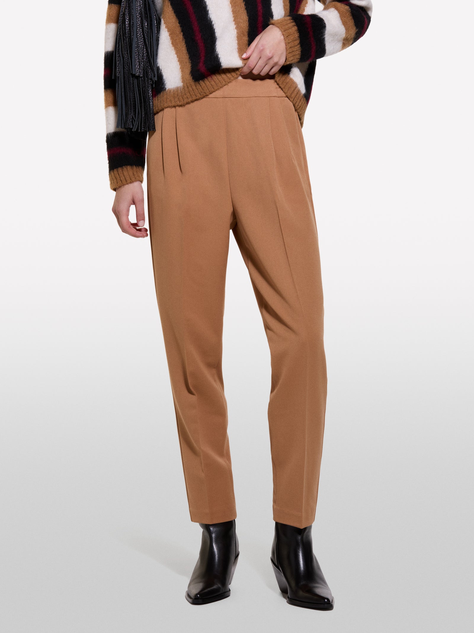 Joggers carrot fit da donna cammello | Sisley Outlet