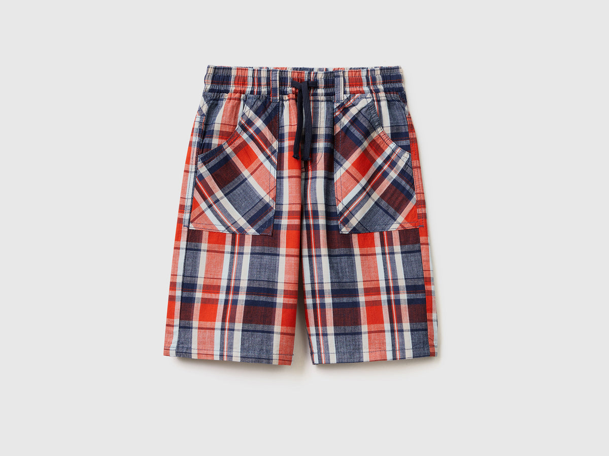 Pantaloni corti in puro cotone con fantasia a quadri tinto filo