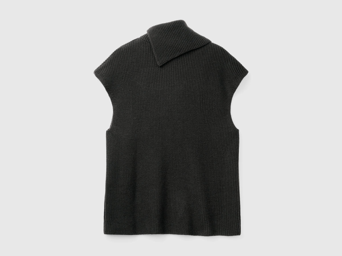 Gilet lungo con collo alto