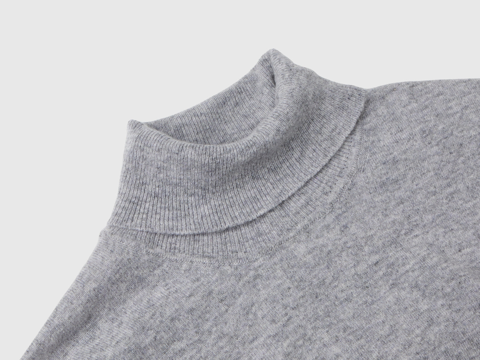 Dolcevitao mélange in pura lana Merino da uomo grigio chiaro 3 | Benetton Outlet