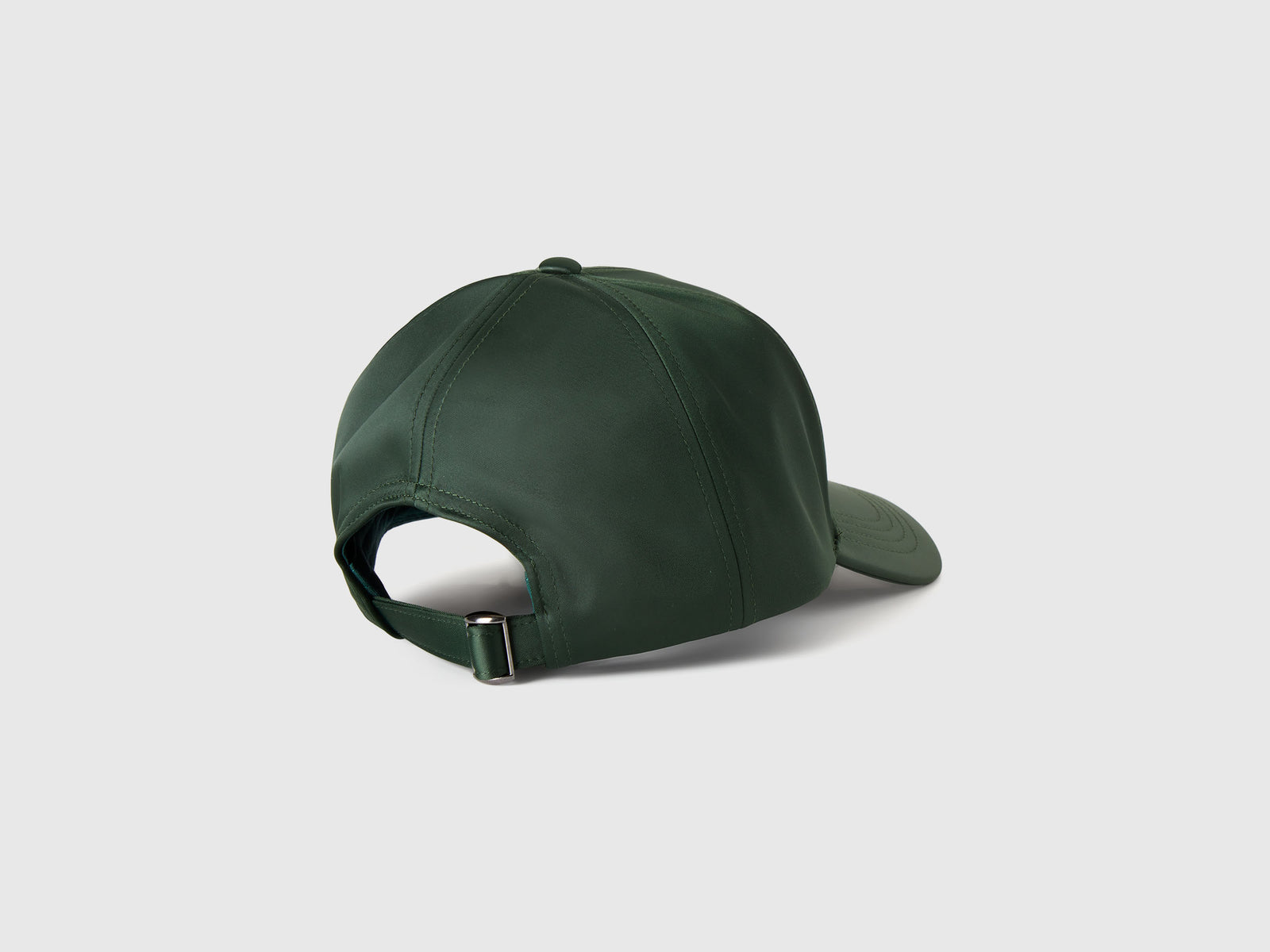 Cappello baseball effetto satin da donna verde militare 2 | Benetton Outlet
