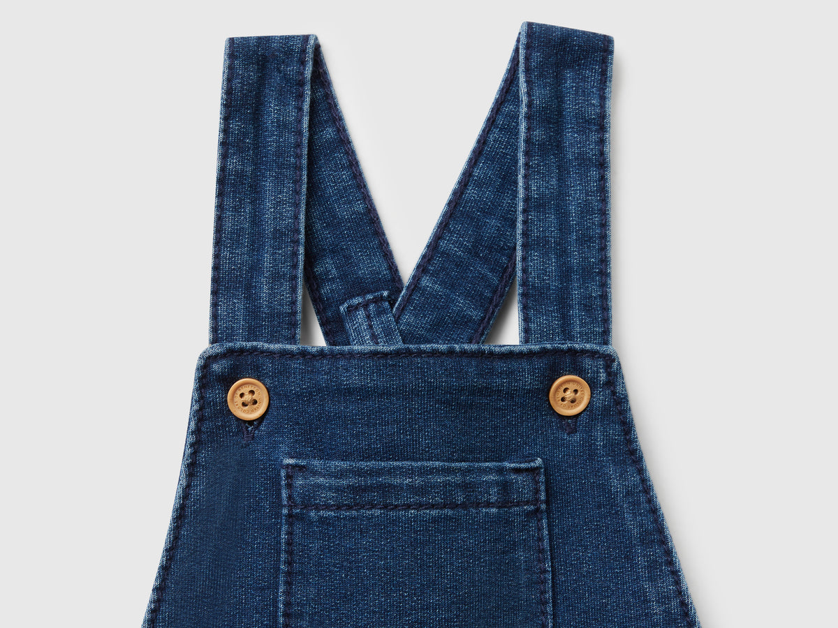 Gonna salopette di jeans