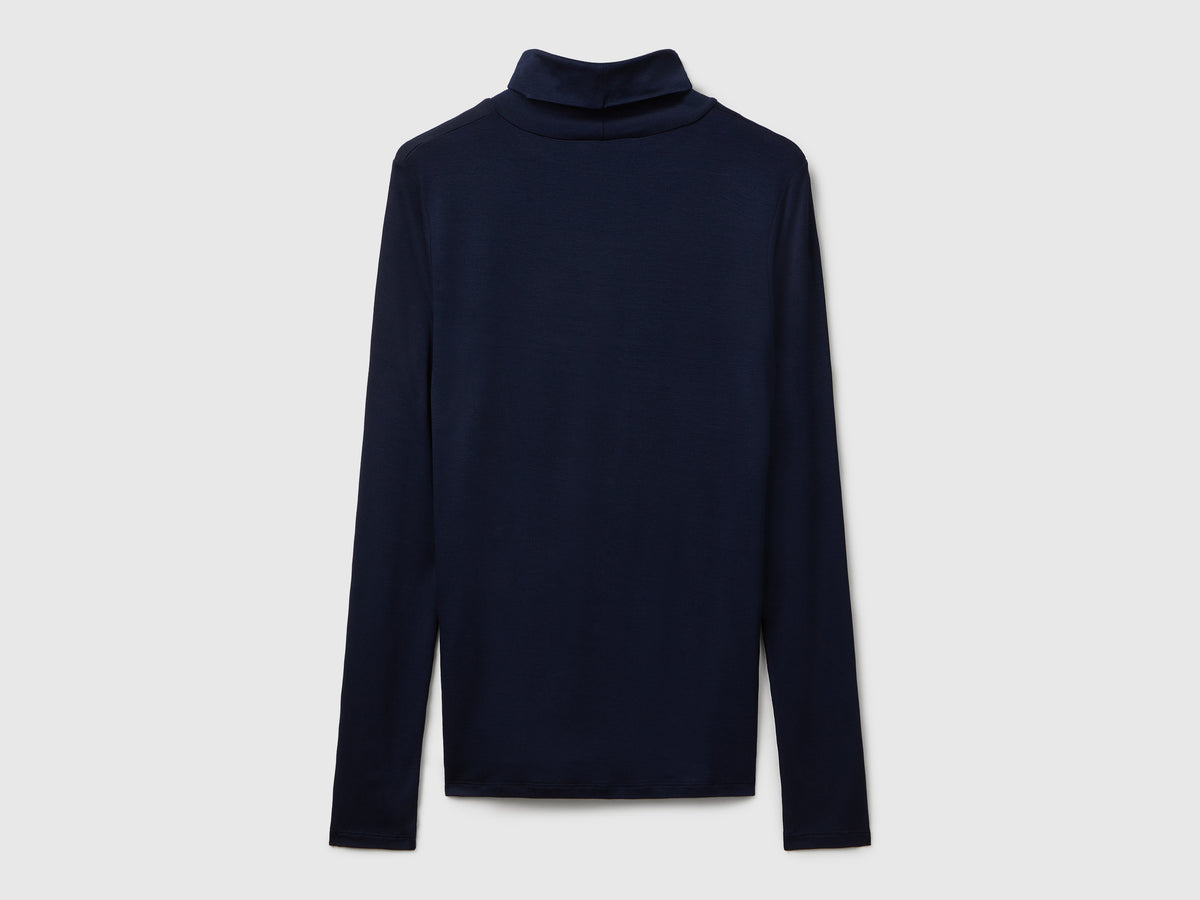 T-shirt lupetto in viscosa stretch
