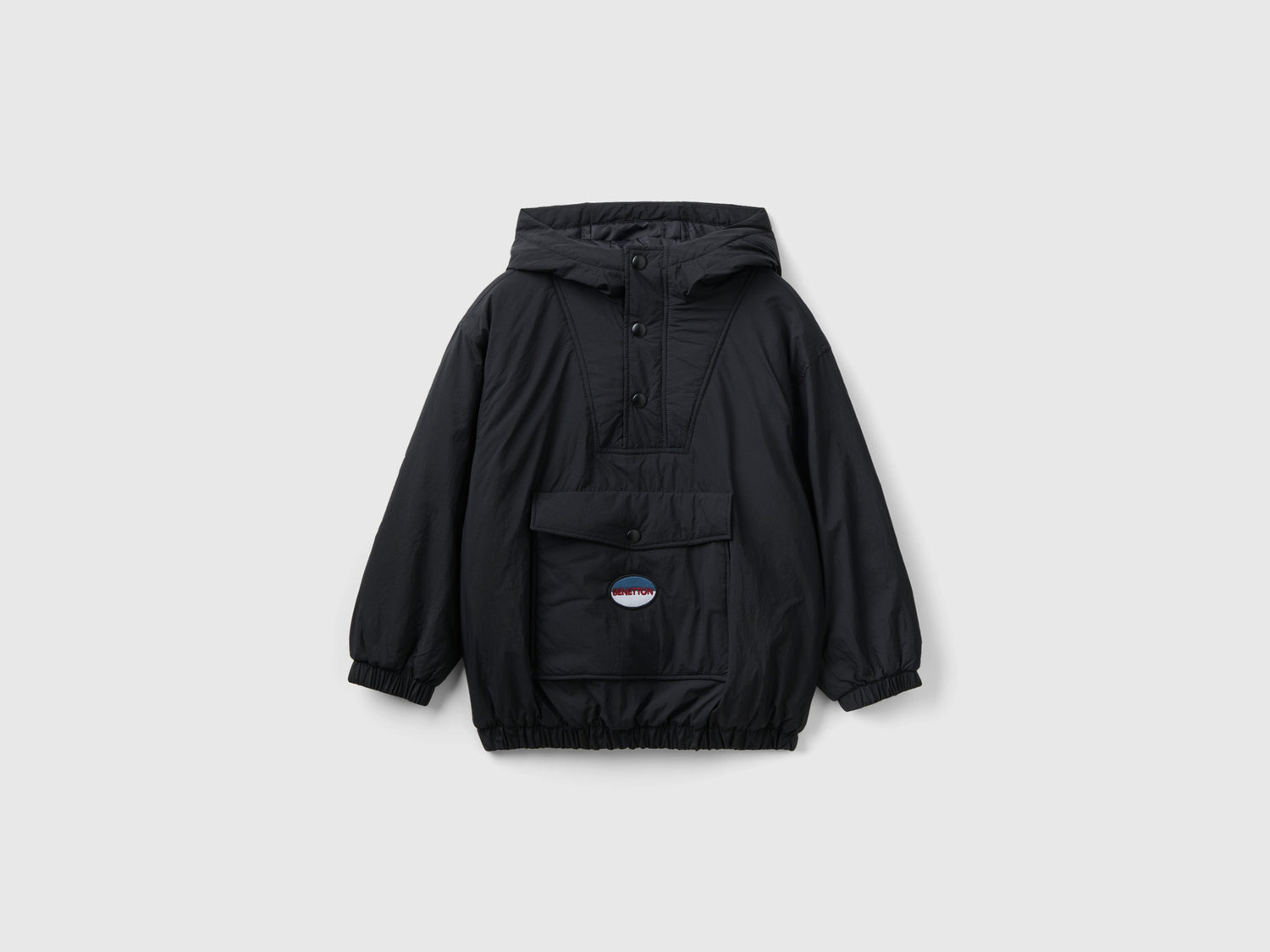 Giubbino con tascone da bambino nero | Benetton Outlet