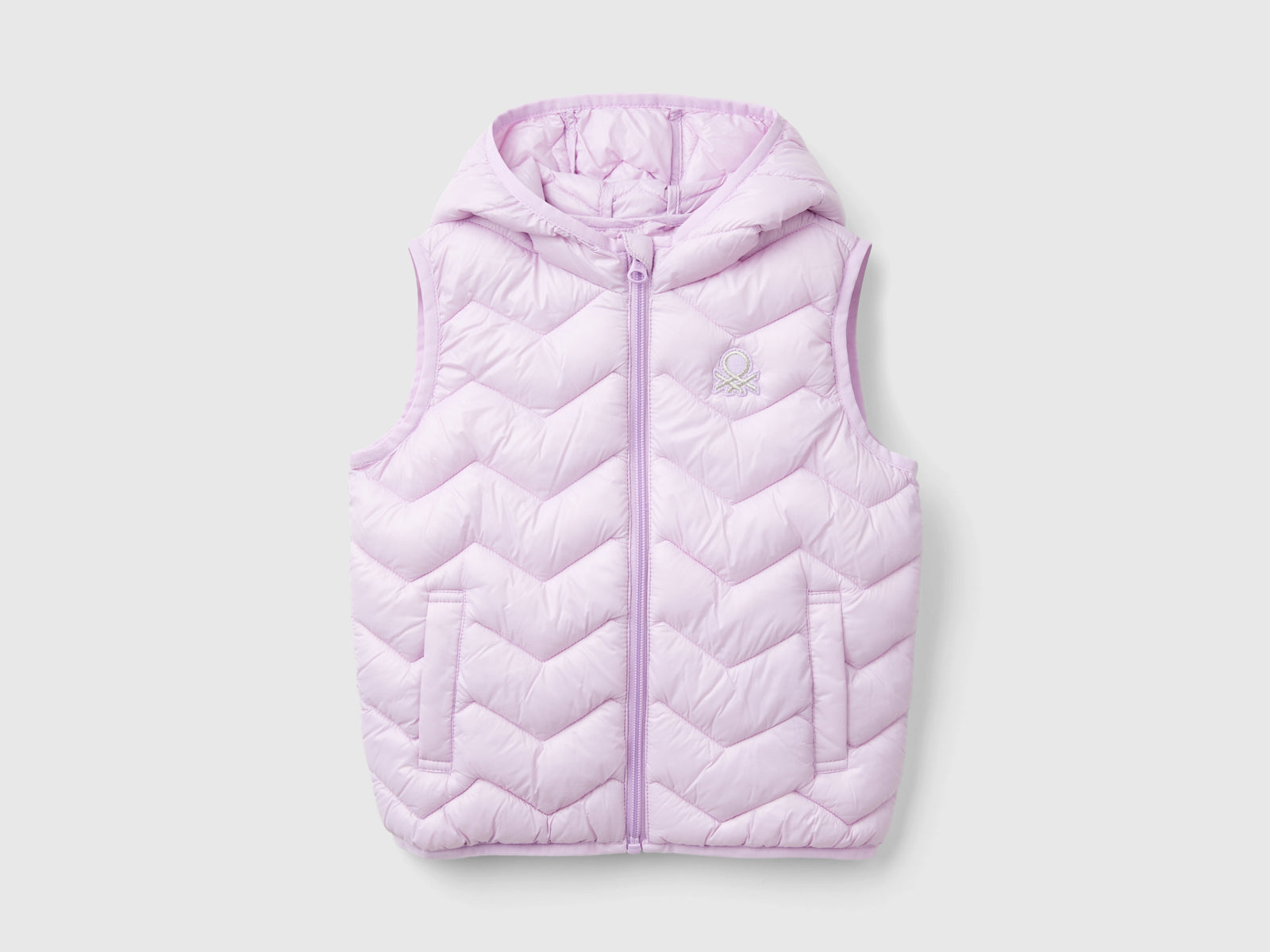 Gilet imbottito in ovatta 3D con cappuccio da bimba lilla | Benetton Outlet