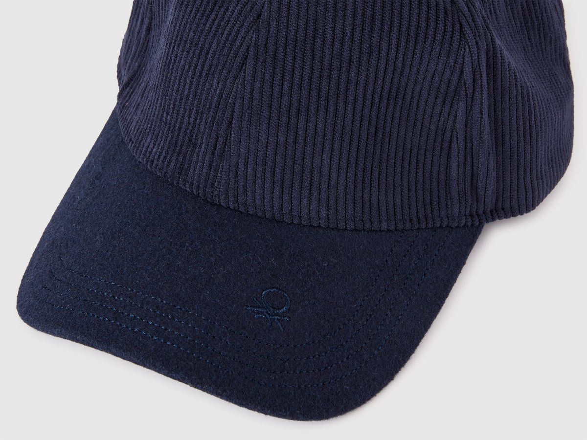 Cappellino baseball con ricamo logo